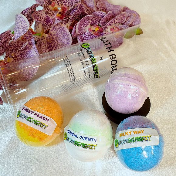 Bath Bombs Set of 4 - Epson Salt Essential Oils 5oz each made 100% in USA - Picture 2 of 6